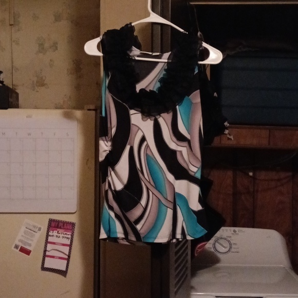 Women's Top - Picture 1 of 2